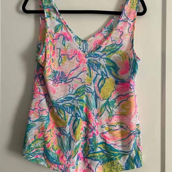 Lilly Pulitzer - Picture 3 of 6